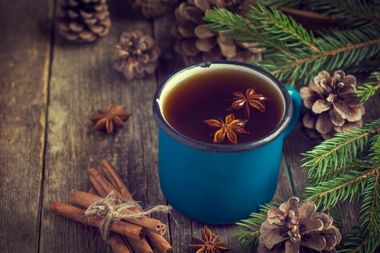 Nyd en dejlig kop te hver dag i december med en te-julekalender