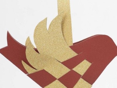 Flettede julehjerter formet som en fugl